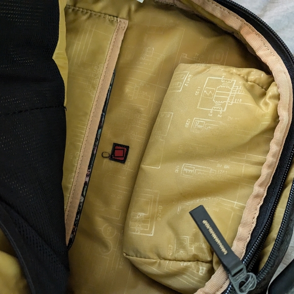 Computer backpack - Picture 6 of 9